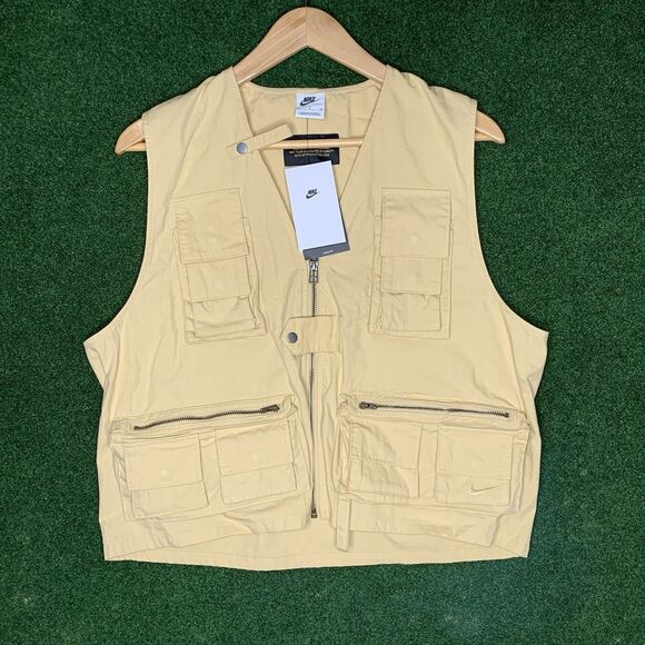 Sz S Nike Life Utility Vest Full Zip Cargo 13 Pockets Sesame FN3214-252 Men's - Picture 1 of 10